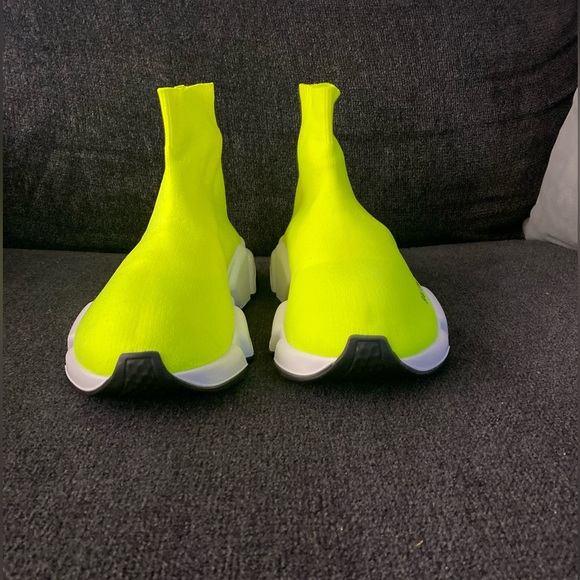 Size 6 (36)- Balenciaga Speed Trainer Neon/Yellow - Picture 3 of 8